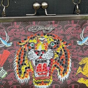 NWT ED HARDY KISS LOCK CLASP TIGER RHINESTONES FAUX LEATHER *Free Ship*